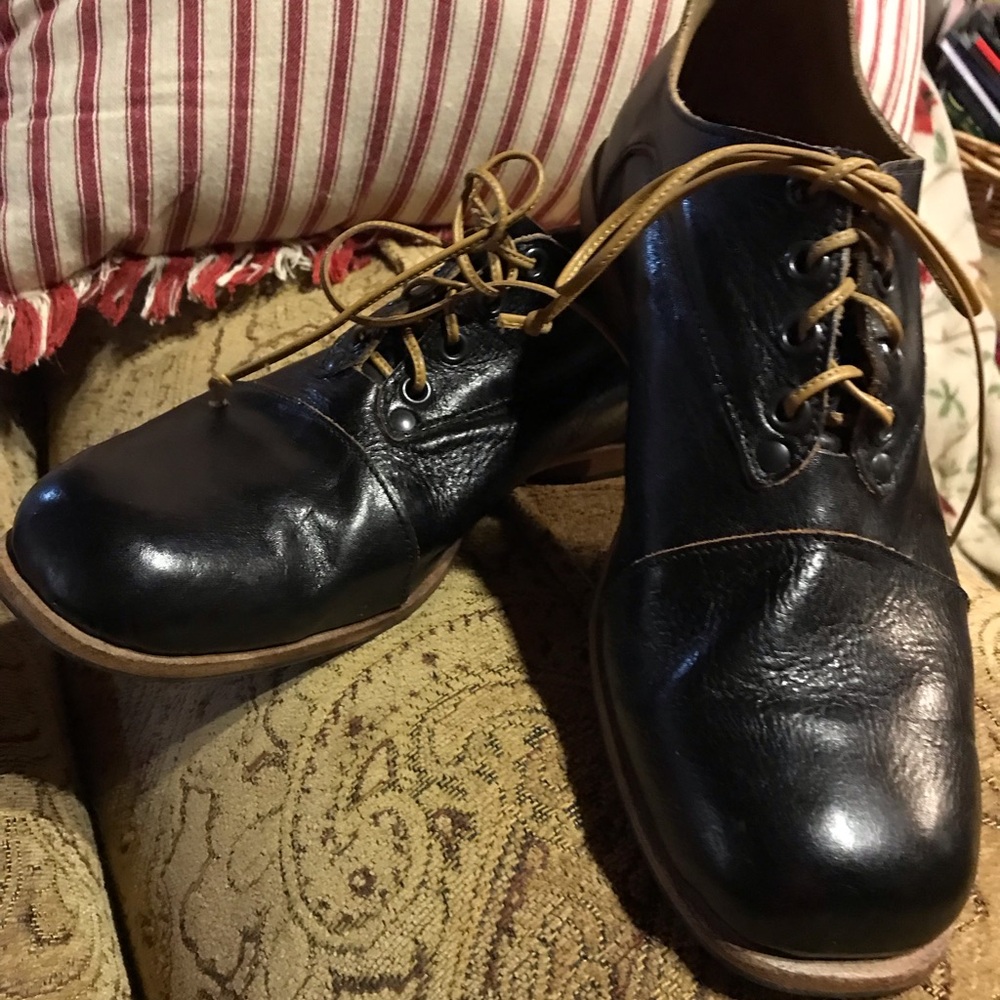 Cydwoq Black Oxford 39 Narrow